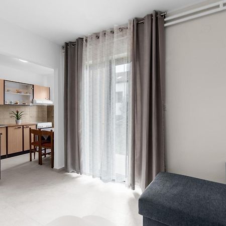 Apartments Feniks ポレッチ エクステリア 写真